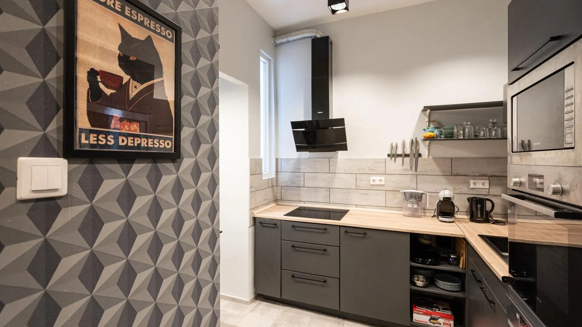 Whimsical Wood Apartment Budapest 0*,